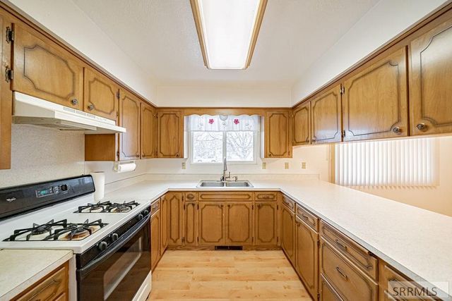 3925 E 109 N, Ucon, ID 83454