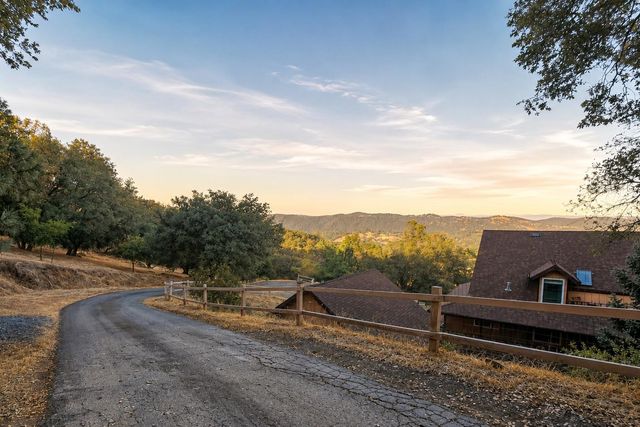 6371 Galena Dr, El Dorado, CA 95623