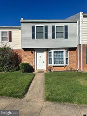 10722 MEADOW GROVE CT, Manassas, VA 20109