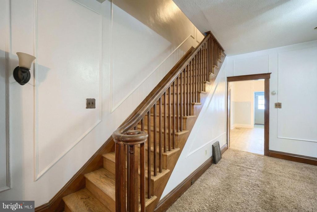 Image 10 of property listing at 116 S FRANKLIN ST, Red Lion, PA 17356