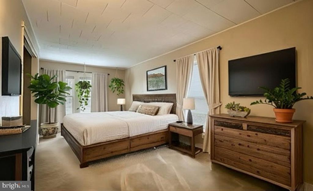 Image 13 of property listing at 116 S FRANKLIN ST, Red Lion, PA 17356