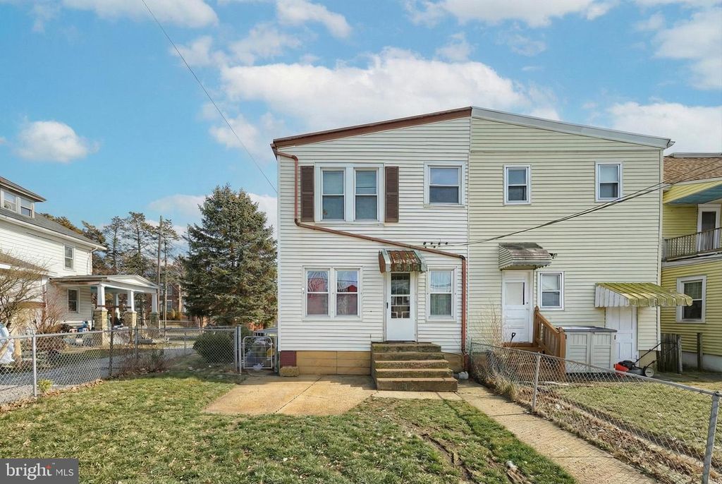 Image 25 of property listing at 116 S FRANKLIN ST, Red Lion, PA 17356