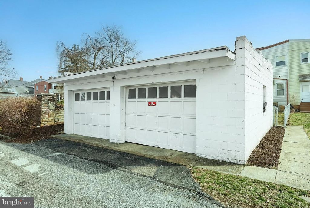 Image 26 of property listing at 116 S FRANKLIN ST, Red Lion, PA 17356