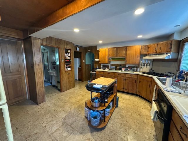 134 Atlantic Ave, Revere, MA 02151