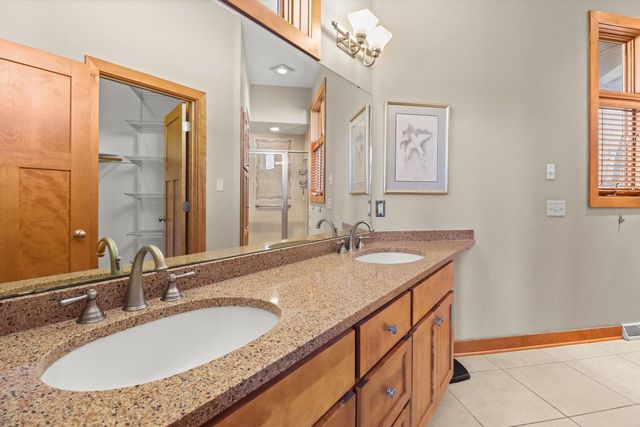 216 Steeple Court, Johnson Creek, WI 53038