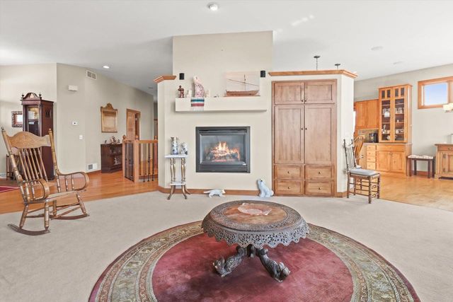 216 Steeple Court, Johnson Creek, WI 53038