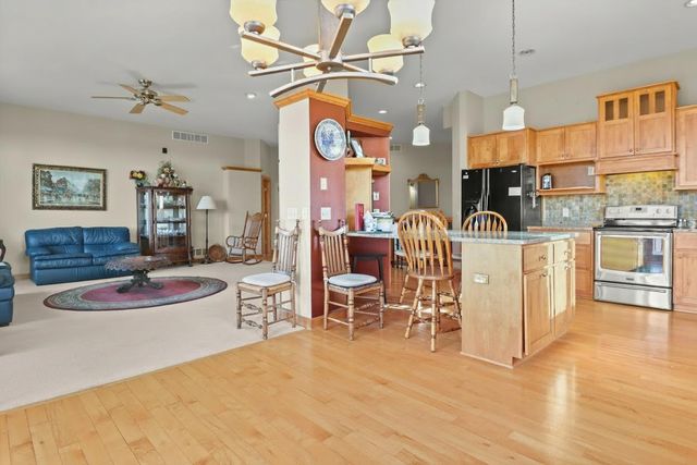 216 Steeple Court, Johnson Creek, WI 53038