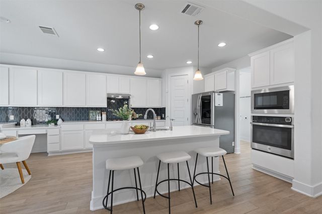 109 Wake LN, Georgetown, TX 78633