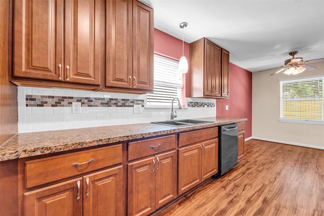 7422 Jackwood Street, Houston, TX 77074
