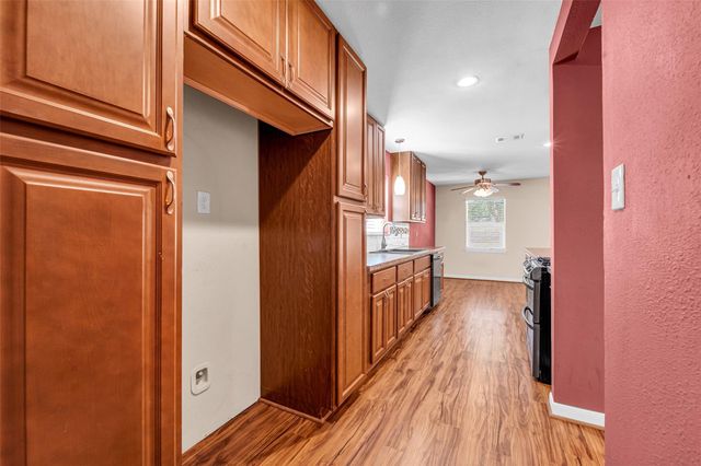 7422 Jackwood Street, Houston, TX 77074