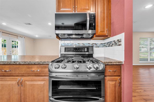 7422 Jackwood Street, Houston, TX 77074