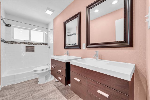 7422 Jackwood Street, Houston, TX 77074