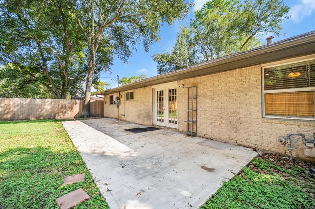 7422 Jackwood Street, Houston, TX 77074