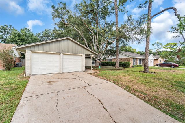 7422 Jackwood Street, Houston, TX 77074