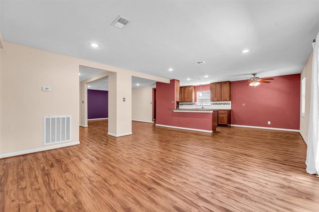 7422 Jackwood Street, Houston, TX 77074