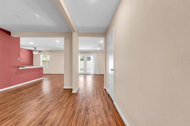 7422 Jackwood Street, Houston, TX 77074