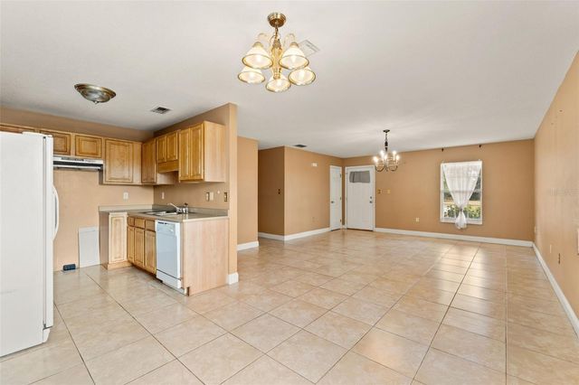 842 S HENDRY AVENUE, Fort Meade, FL 33841