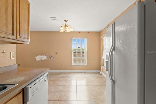 842 S HENDRY AVENUE, Fort Meade, FL 33841