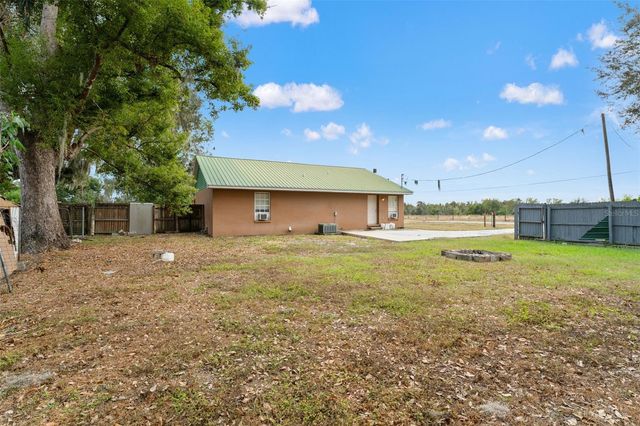 842 S HENDRY AVENUE, Fort Meade, FL 33841