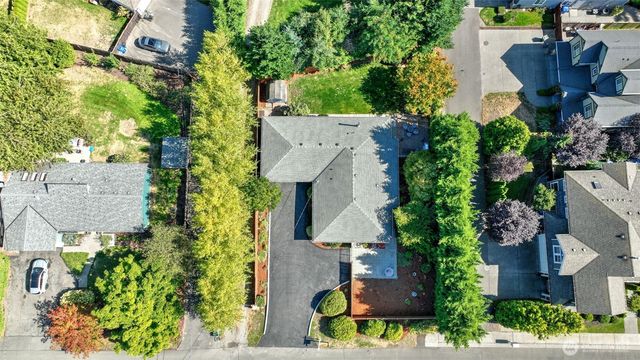 17630 86th Avenue NE, Bothell, WA 98011