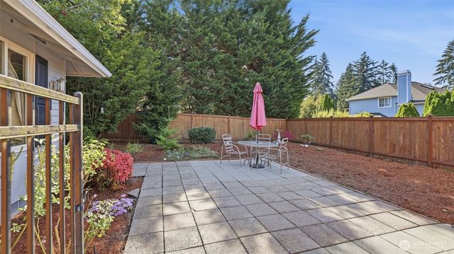 17630 86th Avenue NE, Bothell, WA 98011