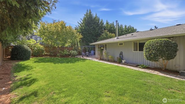 17630 86th Avenue NE, Bothell, WA 98011