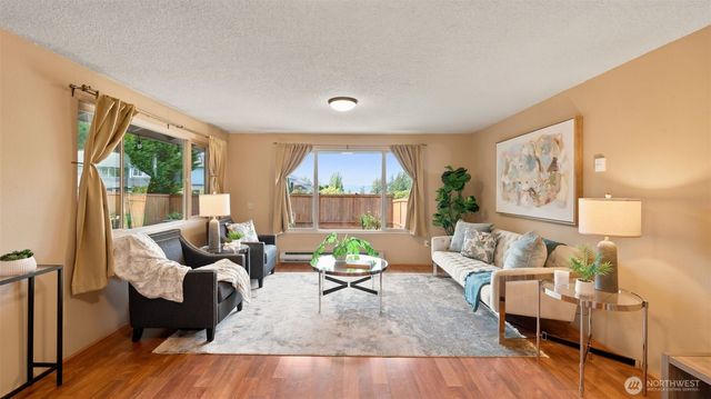 17630 86th Avenue NE, Bothell, WA 98011