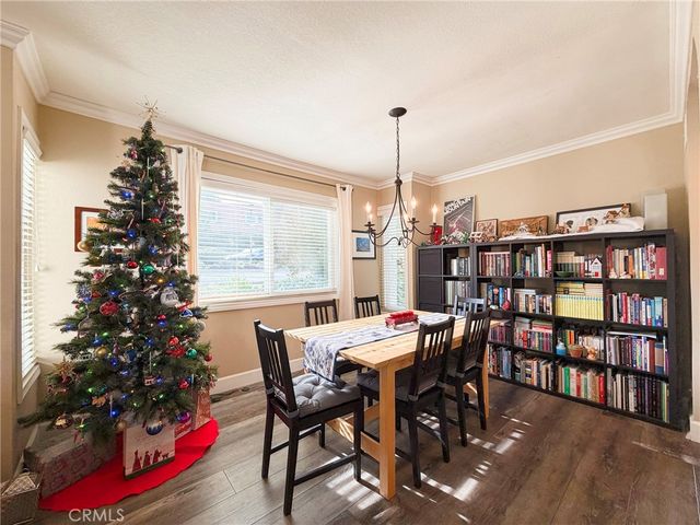 201 Green Heath, Thousand Oaks, CA 91361