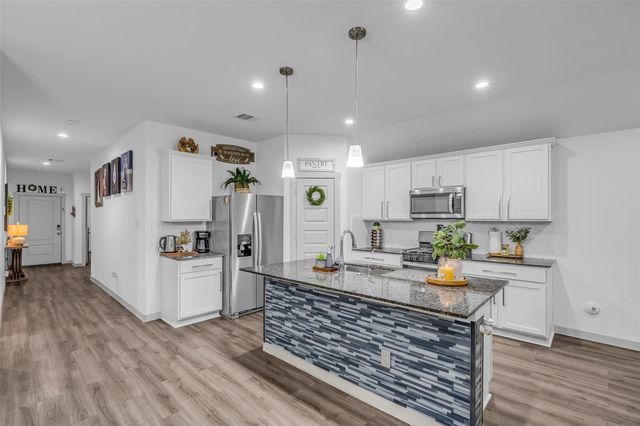 9802 Palm Royal Drive, Baytown, TX 77521