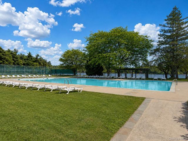 5 High View Terrace, Rock Hill, NY 12775