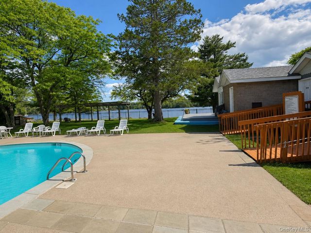 5 High View Terrace, Rock Hill, NY 12775