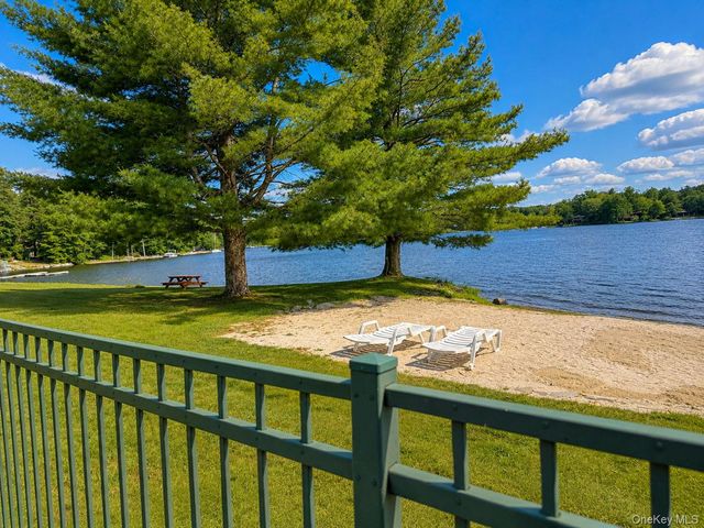 5 High View Terrace, Rock Hill, NY 12775