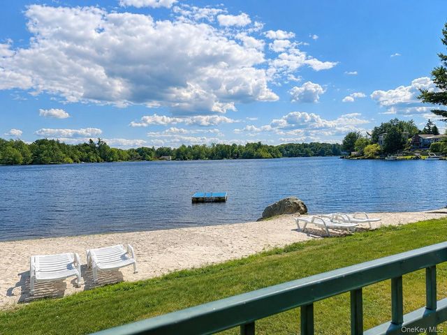 5 High View Terrace, Rock Hill, NY 12775