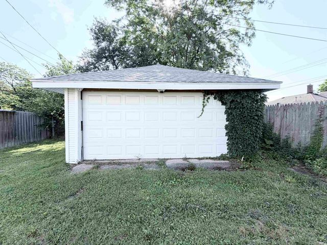 2605 Rush Street, South Bend, IN 46614