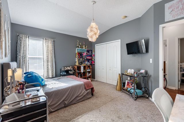 1353 Camp Ridge Ln, Middleburg, FL 32068