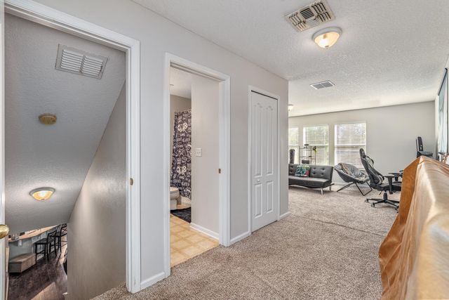 1353 Camp Ridge Ln, Middleburg, FL 32068