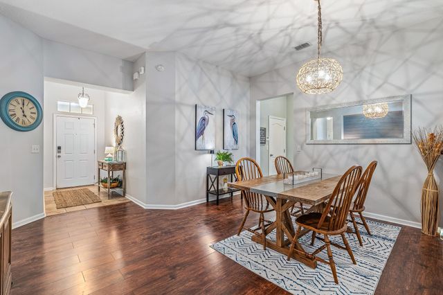 1353 Camp Ridge Ln, Middleburg, FL 32068