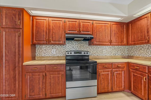 104 Shoal Creek Circle, Daytona Beach, FL 32114