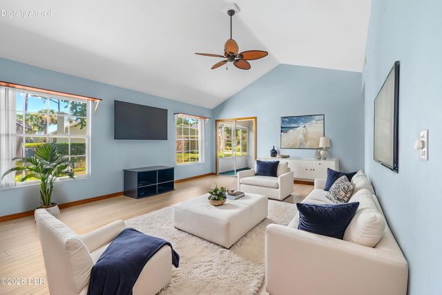 104 Shoal Creek Circle, Daytona Beach, FL 32114