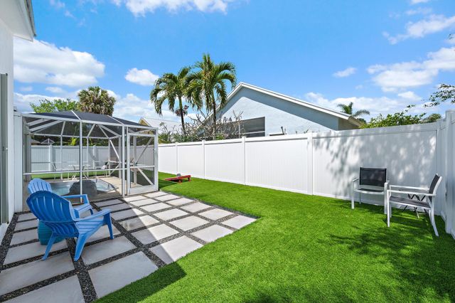 6325 Drake Street, Jupiter, FL 33458