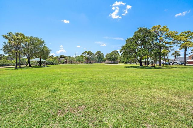 6325 Drake Street, Jupiter, FL 33458