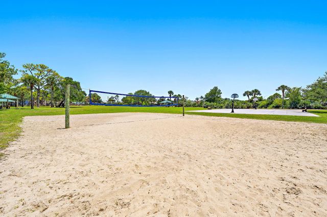 6325 Drake Street, Jupiter, FL 33458