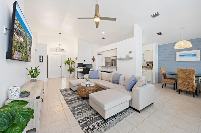 6325 Drake Street, Jupiter, FL 33458