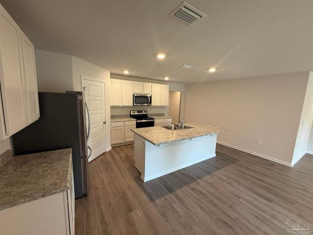 1933 High Ridge Ct, Pensacola, FL 32534