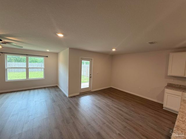 1933 High Ridge Ct, Pensacola, FL 32534