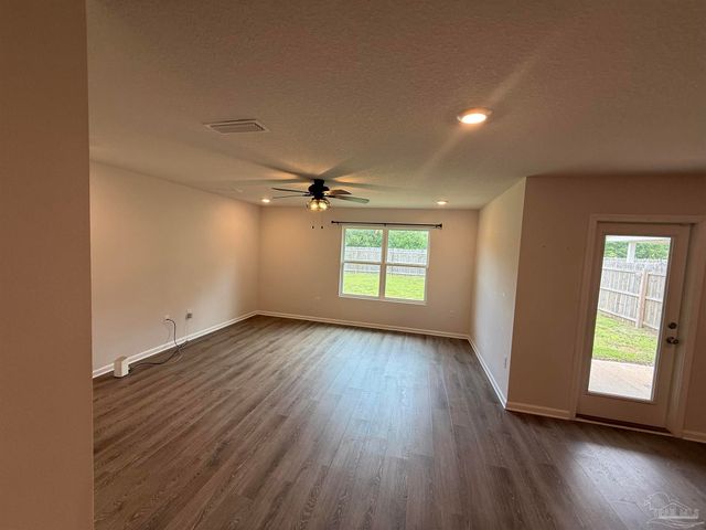 1933 High Ridge Ct, Pensacola, FL 32534