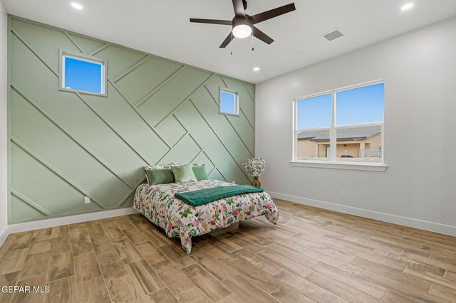 416 PLATEAU Drive, Socorro, TX 79927