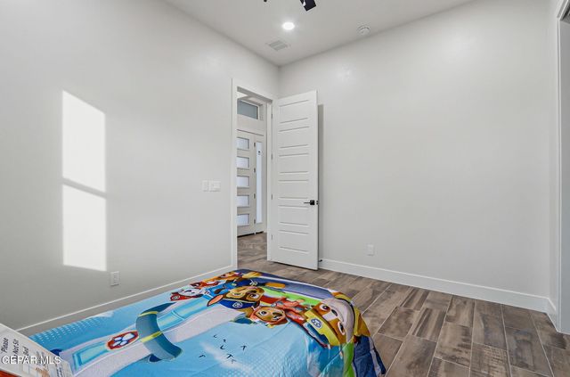 416 PLATEAU Drive, Socorro, TX 79927