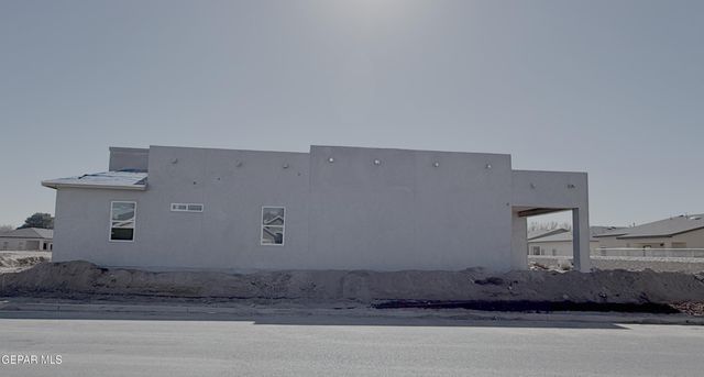 416 PLATEAU Drive, Socorro, TX 79927