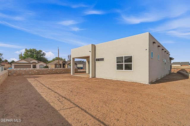 416 PLATEAU Drive, Socorro, TX 79927